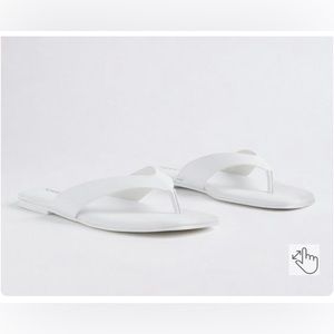 Torrid Square Toe Thong Sandal (WW) Size 8 Wide NWT